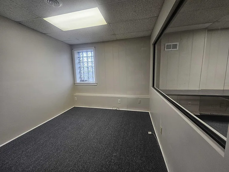610 N Main St #1 — Photo 7