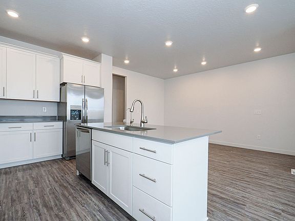 5th image of 7381 S Olivine River Ln