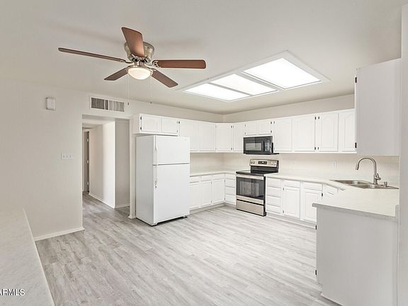 5th image of 6334 W MONTEROSA Street