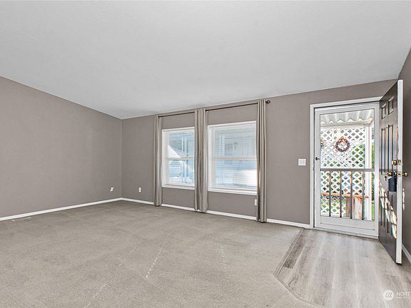 5th image of 2306 Alonda Lane NE
