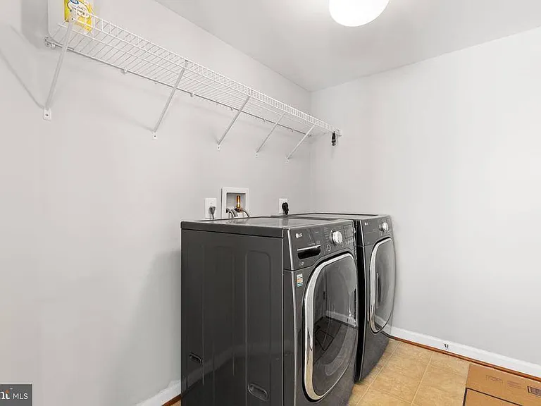 3329 Anne De Bourgh Dr — Photo 25