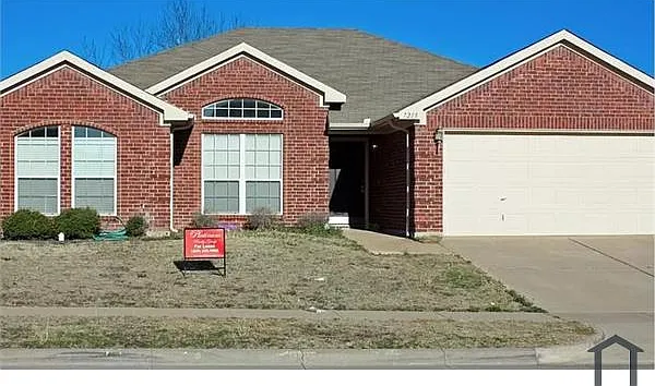 7219 Fossil Lake Dr