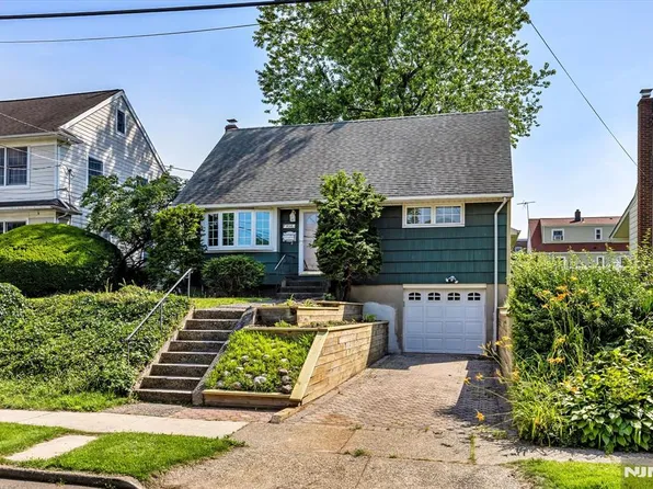 459 Washington Ave, Rutherford, NJ 07070
