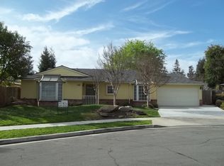 1475 W Minarets Ave, Fresno, CA