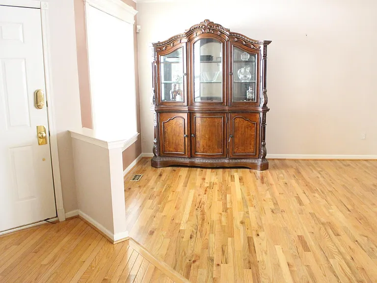 132 Birchwood Dr — Photo 4