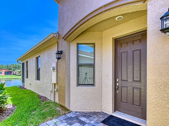 5th image of 753 Grand Canal Dr