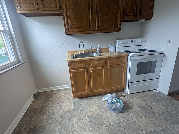 2nd image of 3-13 11th St #115E17382
