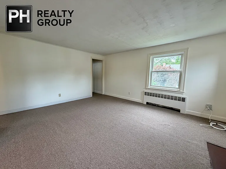 17 Hatfield Rd — Photo 11
