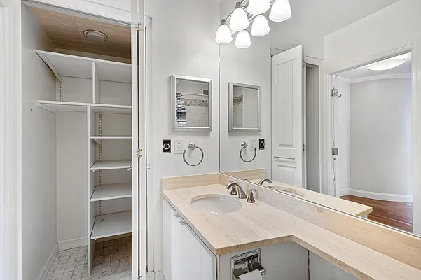 Rented by Level Group | media 21