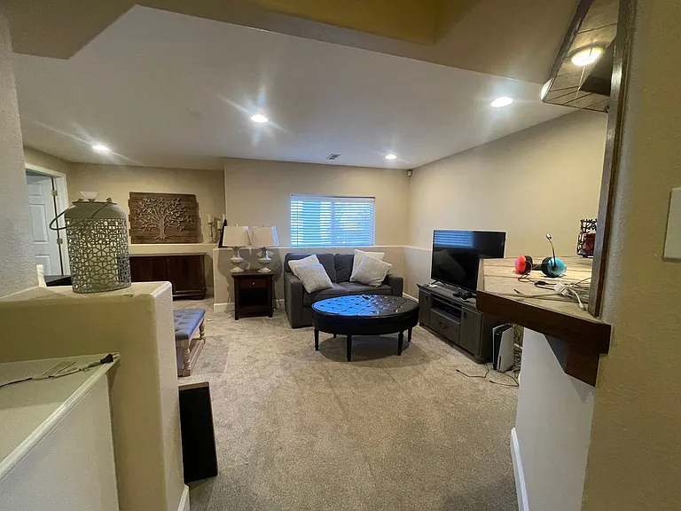 10181 Woodrose Ct — Photo 33