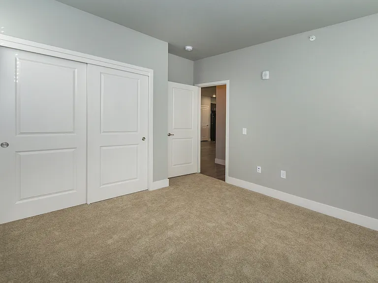 The Overlook at Interquest Apartments — Photo 82