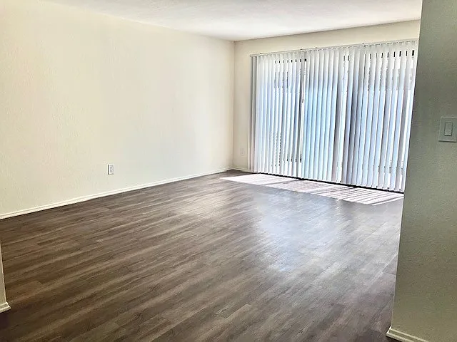 Cowell Terrace Apartments — Photo 5