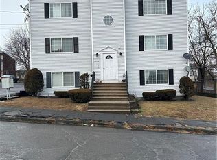 21 3rd St APT 2B, Waterbury, CT 06708