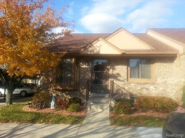 1st image of 27728 Trailbrooke Cir