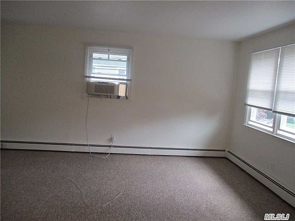 5th image of 60B Sagamore Hill Dr