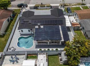 2901 Village Green Dr, Miami, FL 33175
