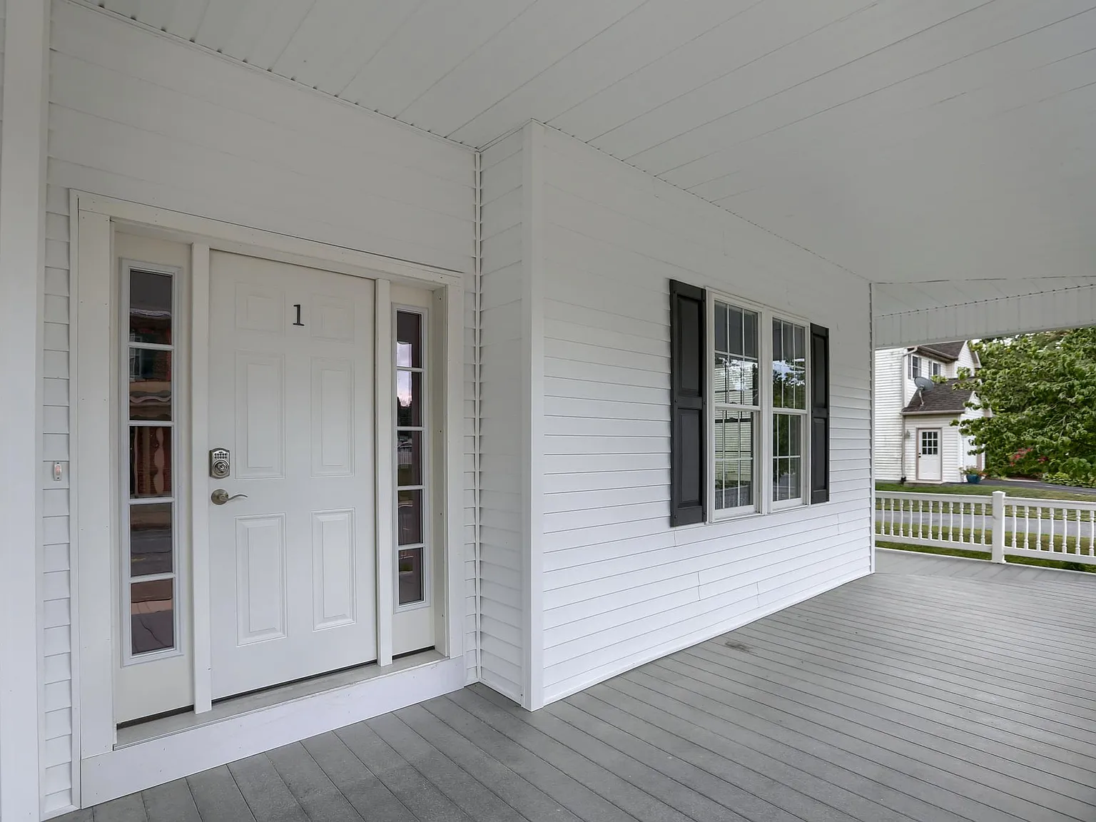 1 bed, 825 sqft, $1,500 — Photo 3