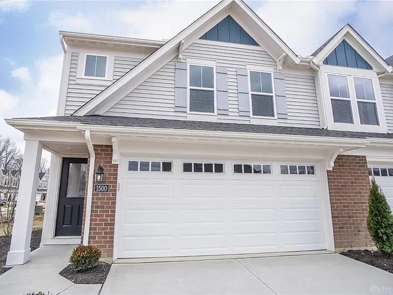 1500 Summerview Ln — Photo 1