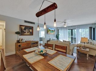 3050 Presidential Way APT 103, West Palm Beach, FL 33401