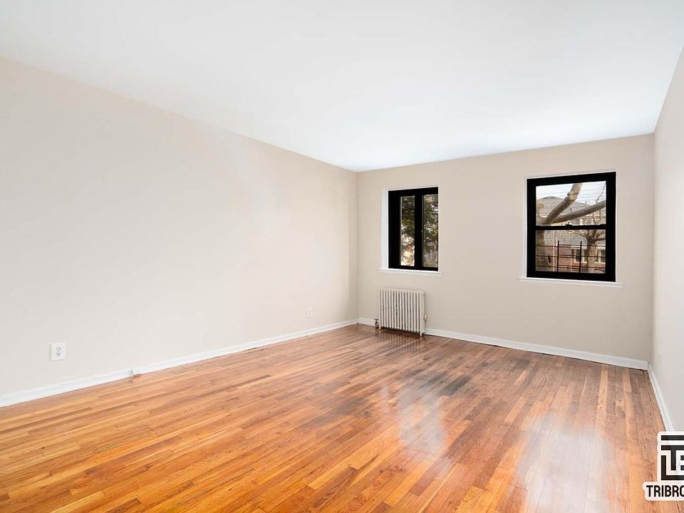 1st image of 54 Market St #2A