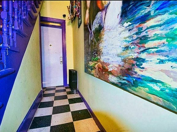 5th image of 306 Suydam St APT 2L