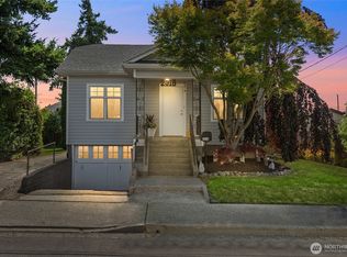 2318 F St, Bellingham, WA 98225