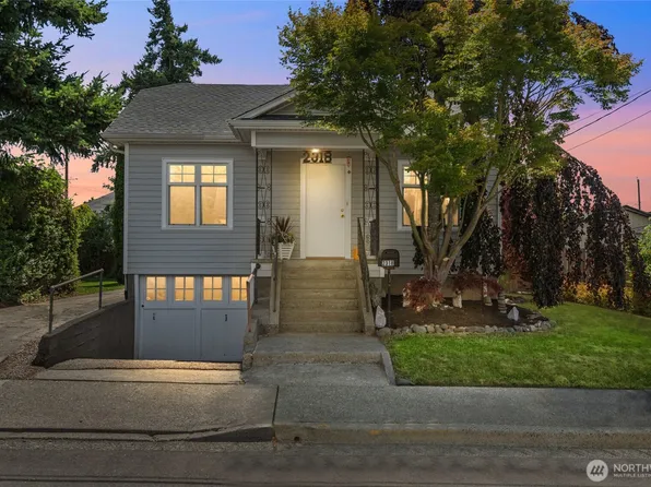 2318 F Street, Bellingham, WA 98225