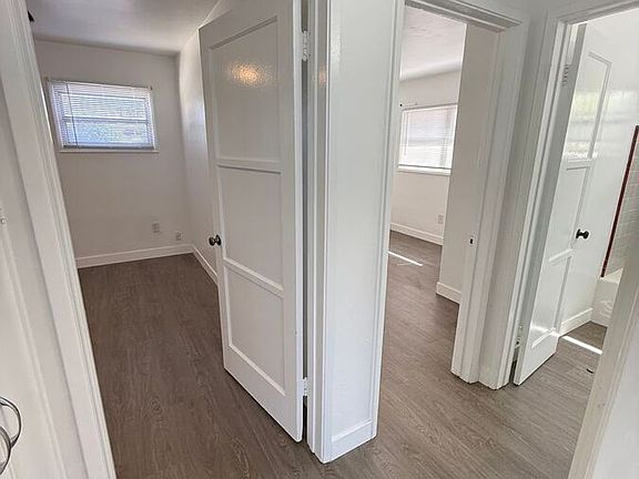 5th image of 456 Davidson St #B