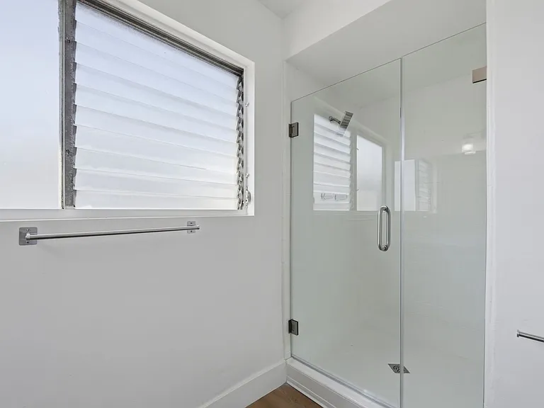 TALA Local at 1301 Havenhurst — Photo 77