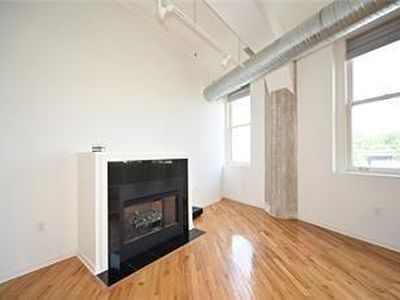 2107 Grand Ave Unit 301, Kansas City, MO, 64108