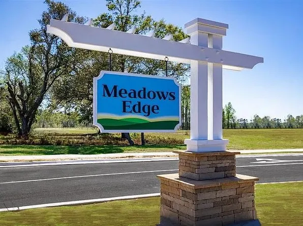 302 Myrtle Meadows Dr, Conway, SC 29526