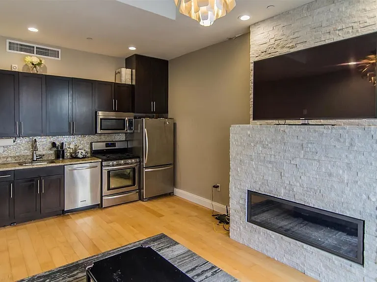 112 Liberty View Dr — Photo 3
