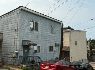 1117 Hall St, Pittsburgh, PA 15212