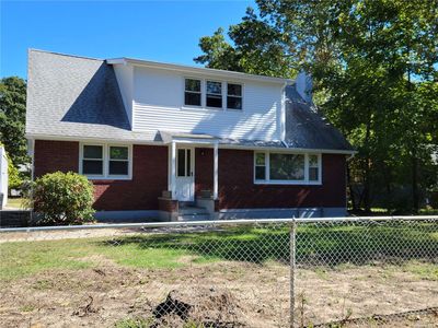 11 Dourland Rd, Medford, NY, 11763