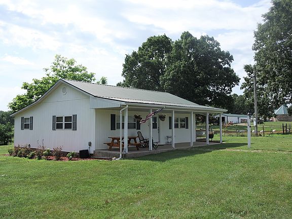 4th image of 305 Brandsville Pine St