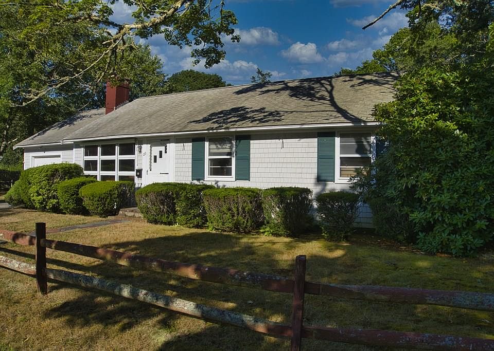 1st image of 22 Vineyard St