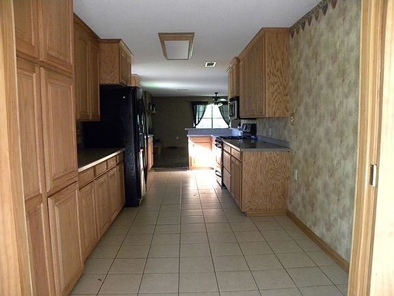2nd image of 1046 County Road 4333