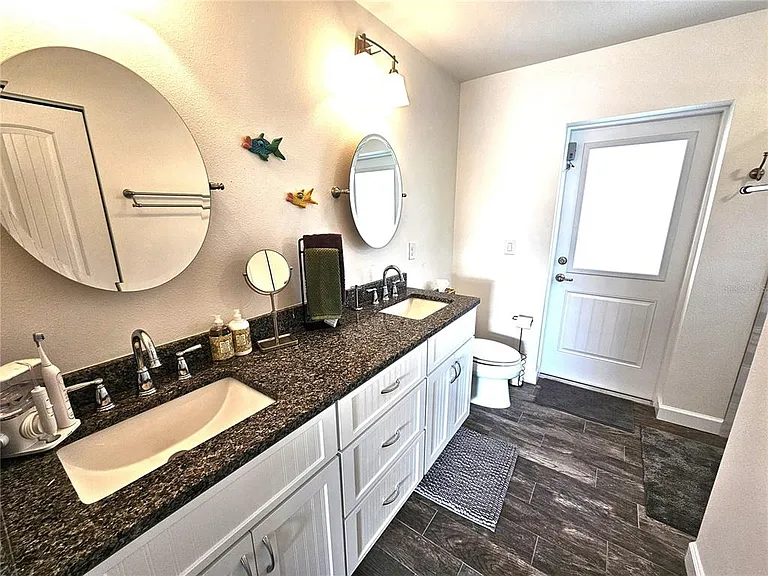 7436 Michael St — Photo 22