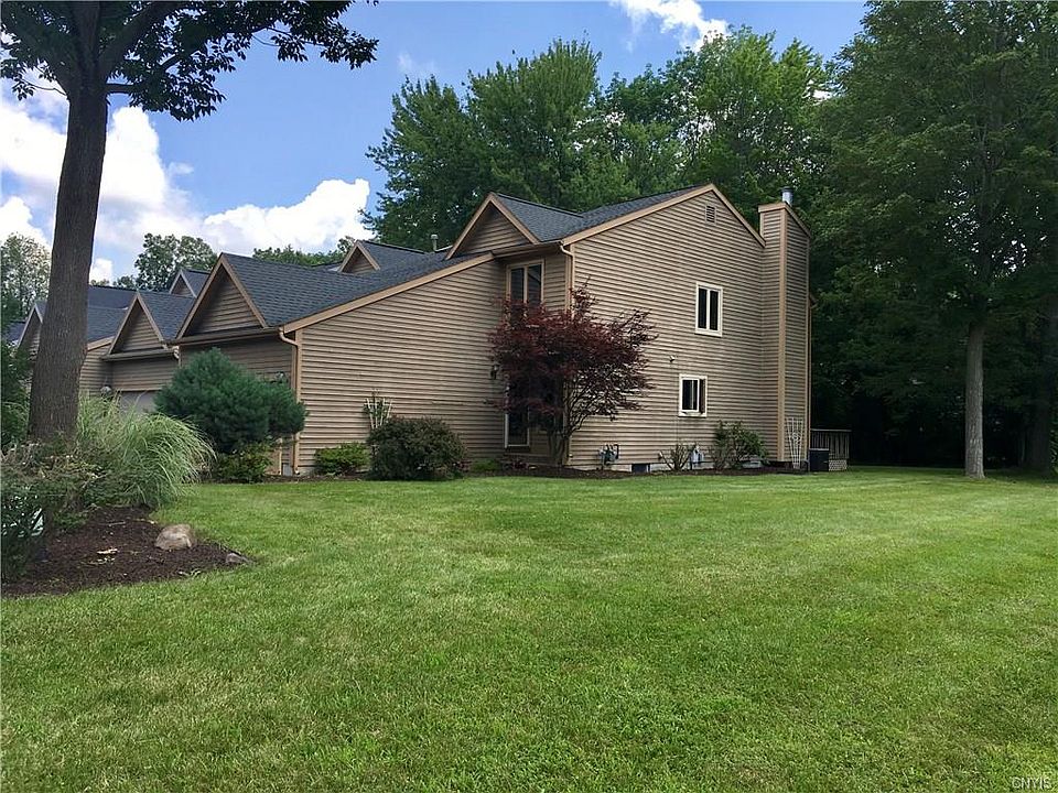 1st image of 8623 Wrenwood Cir