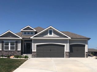27804 E Davies Ct, Lake Lotawana, MO 64086