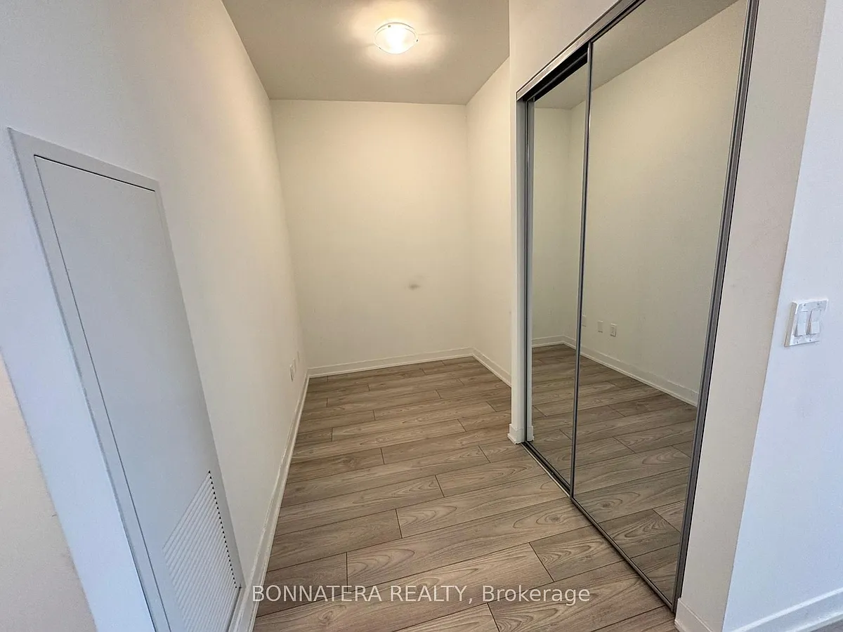 Building Photo - 498 Caldari Rd #1027