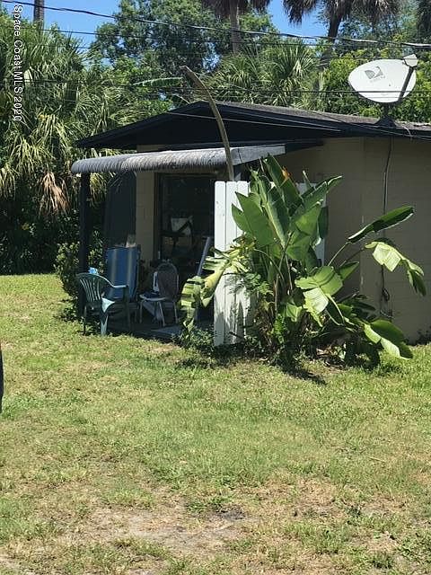 2nd image of 2518 Palmetto Dr #0