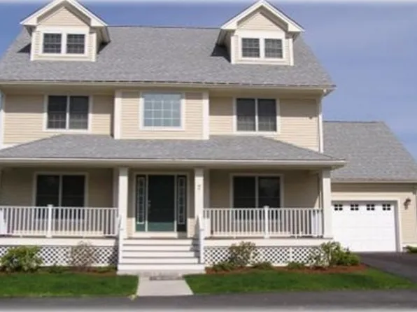 27 Senator Bolling Cir, Dorchester, MA 02124