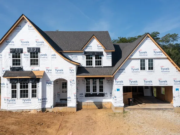 1517 Crystal Rim Ct, Hebron, KY 41048