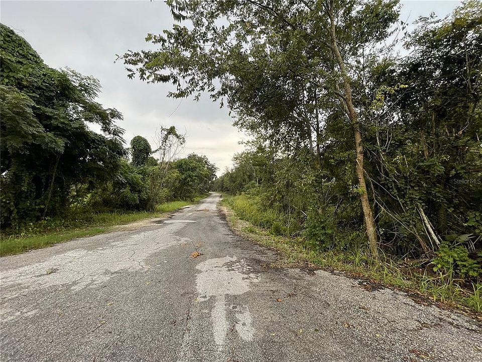 2nd image of Hickory Track Dr #16