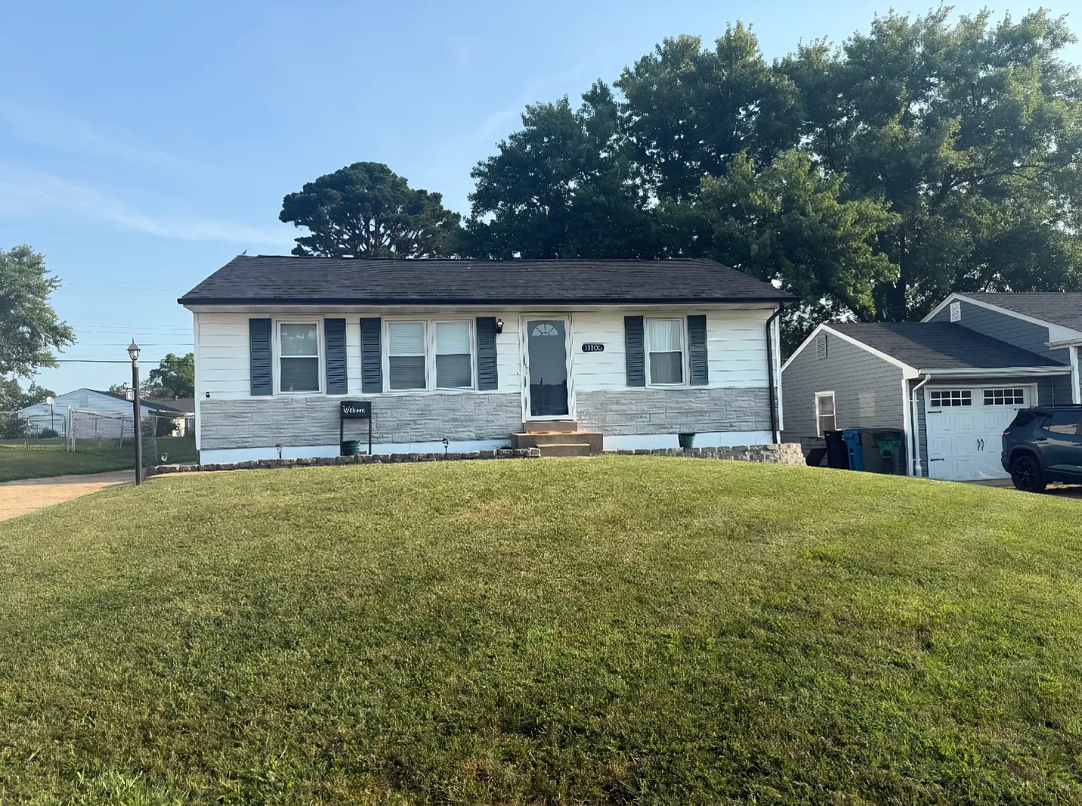 11105 Pine Forest Dr photo 1