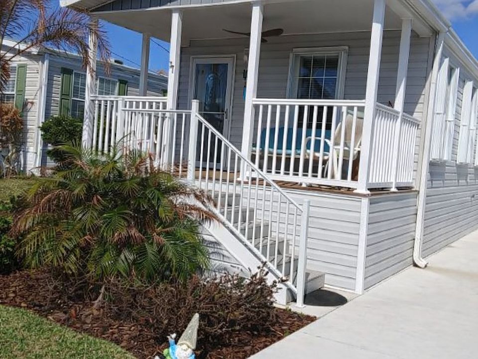 1st image of 37 Hopetown Rd #37