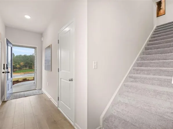 1053 Merritt Dr, Villa Rica, GA 30180