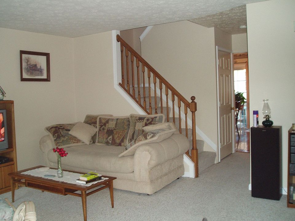 2nd image of 103 Palmetto Ct