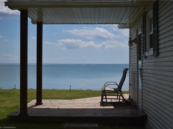 3 Horseshoe Bay Rd, Haldimand County, ON N1A 2W8